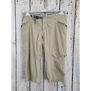 LM Women's Size 8 Mountain Hardwear Beige Bermuda Long Walking Shorts Capris EUC